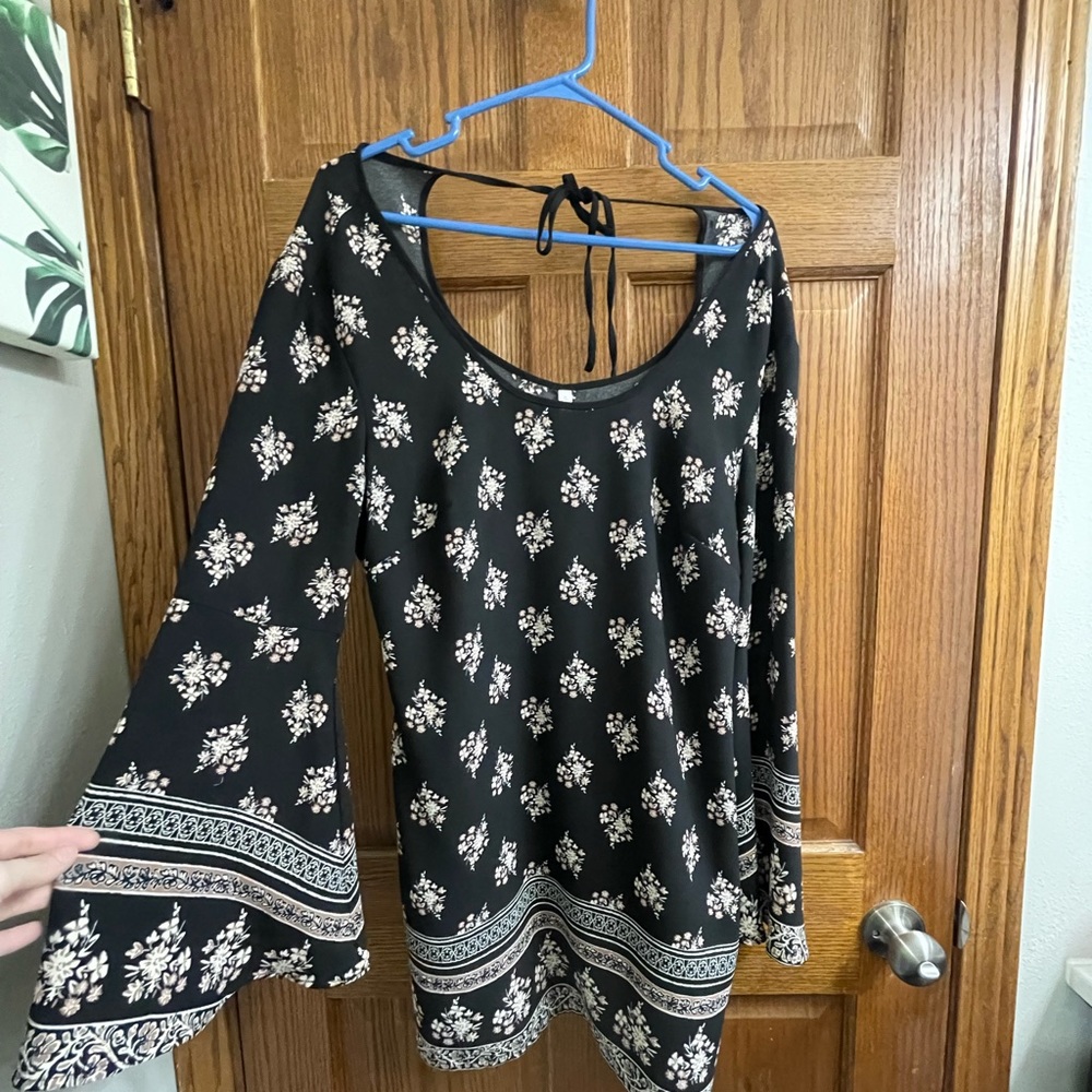 Long Sleeve Black Floral Dress - Small